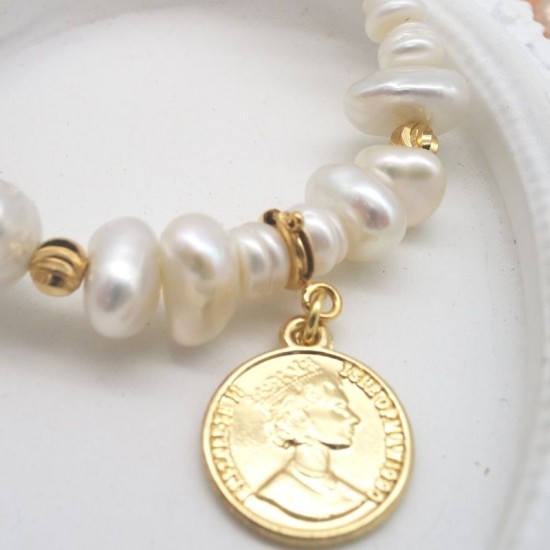 Queen Gold Coin Tag Baroque Freshwater Pearl Bracelet