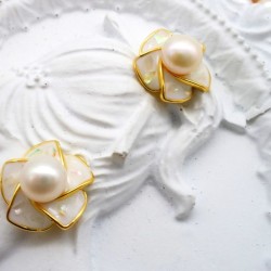 Camellia White Lacquer Crushed Shell Pearl Stud Earrings