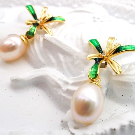 Enamel Craft Coconut Oval Pearl Stud Earrings