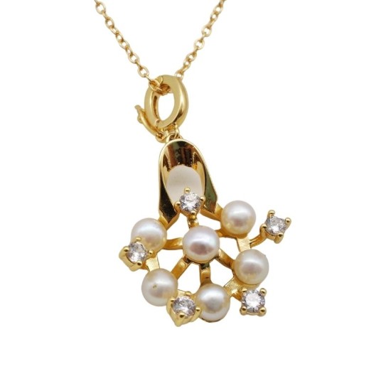 Jeweled Natural Freshwater Flat Round Pearl Set With Rhinestones Luxury Live Buckle K Gold Pendant Necklace